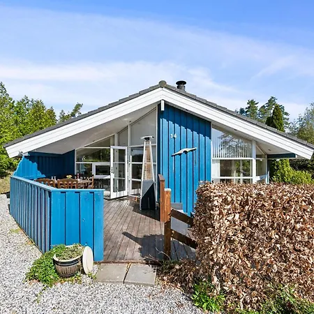 Beautiful Near A Golf Course In Ebeltoft,